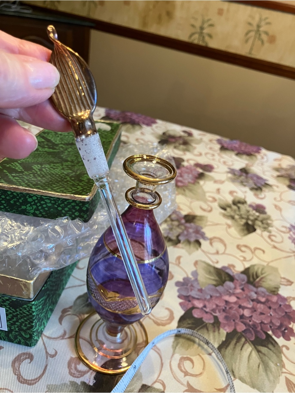 Egyptian Hand crafted glass perfume bottle. Perfect condition. - Picture 11 of 13